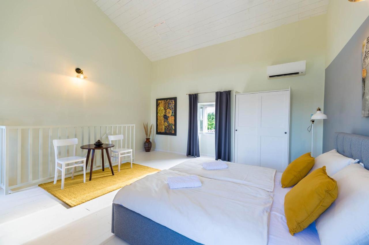 Casa Mario-Charming Stone House With Jacuzzi Villa Svetvincenat Ngoại thất bức ảnh